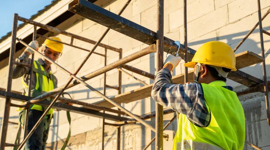 Expert top industrial roofings services in Remus, MI